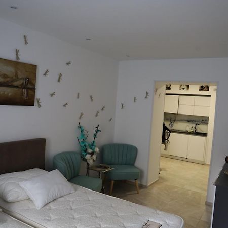 Love Nest Apartment Ljubljana Bagian luar foto