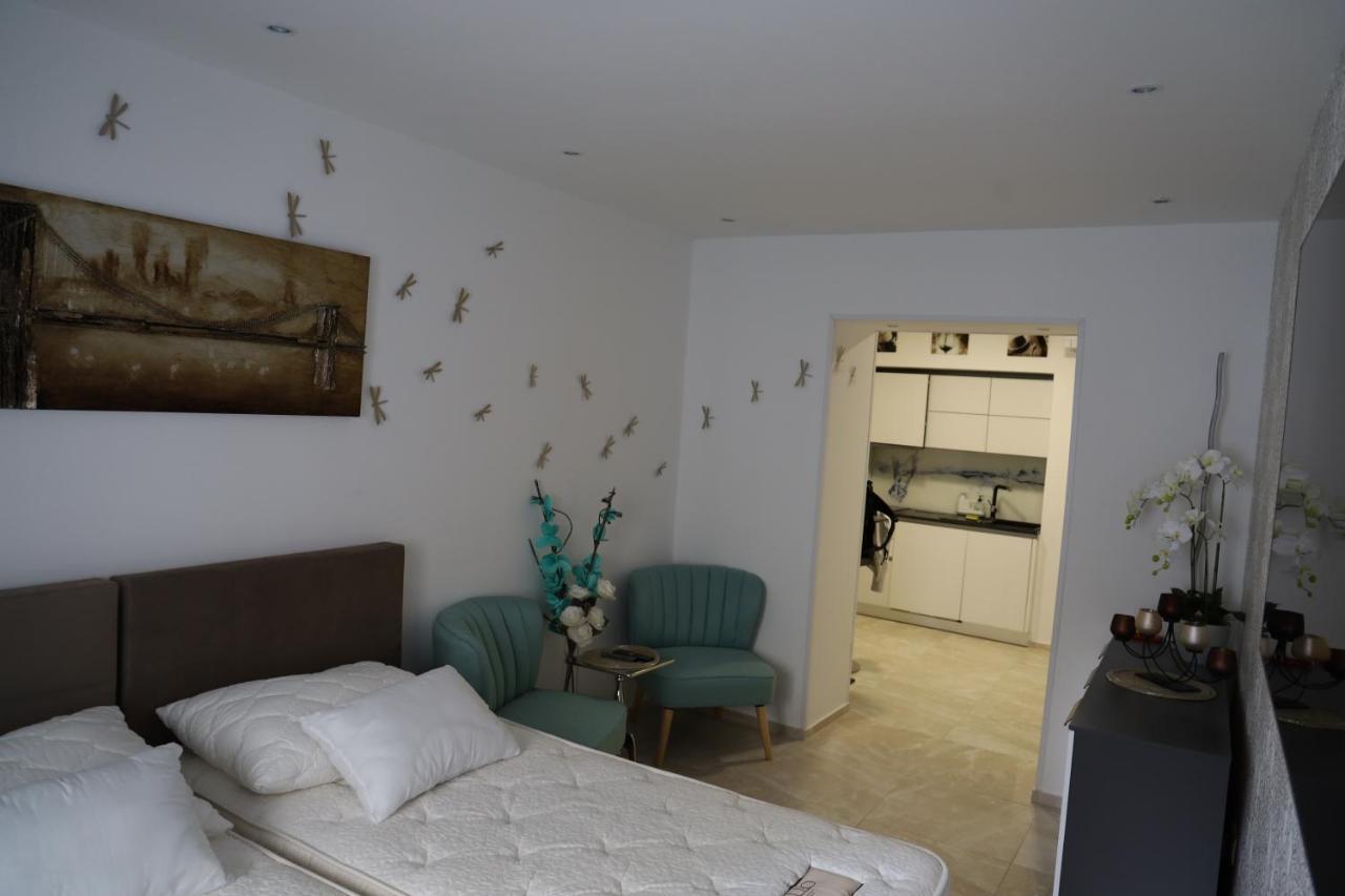 Love Nest Apartment Ljubljana Bagian luar foto